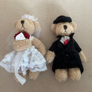 Bride and Groom mini bears decorations